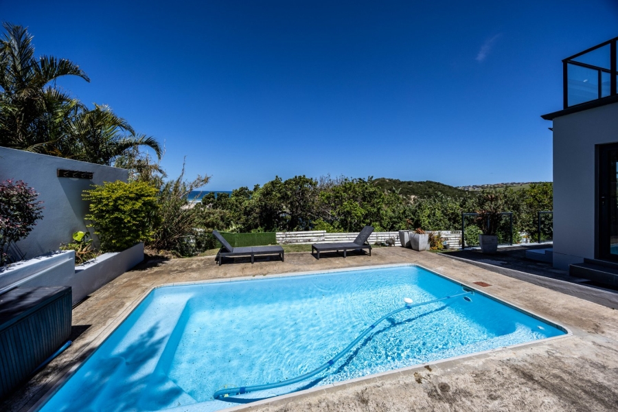 7 Bedroom Property for Sale in Cintsa East Eastern Cape